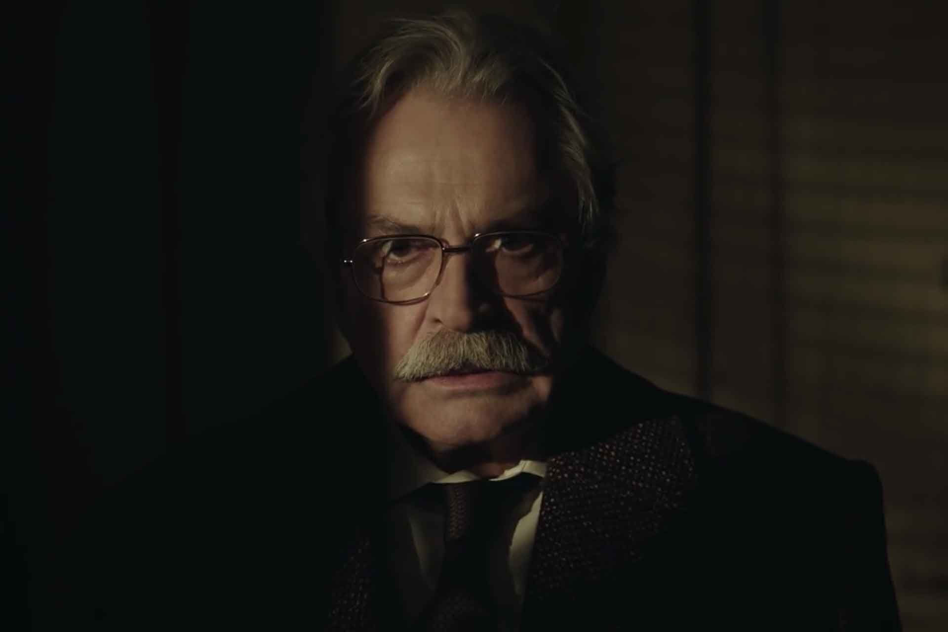 İkinci kez Emmy'ye aday gösterilen Haluk Bilginer ilk ödülünü 2019 yılında aldı İkinci kez Emmy'ye aday gösterilen Haluk Bilginer ilk ödülünü 2019 yılında aldı - 7. Resim