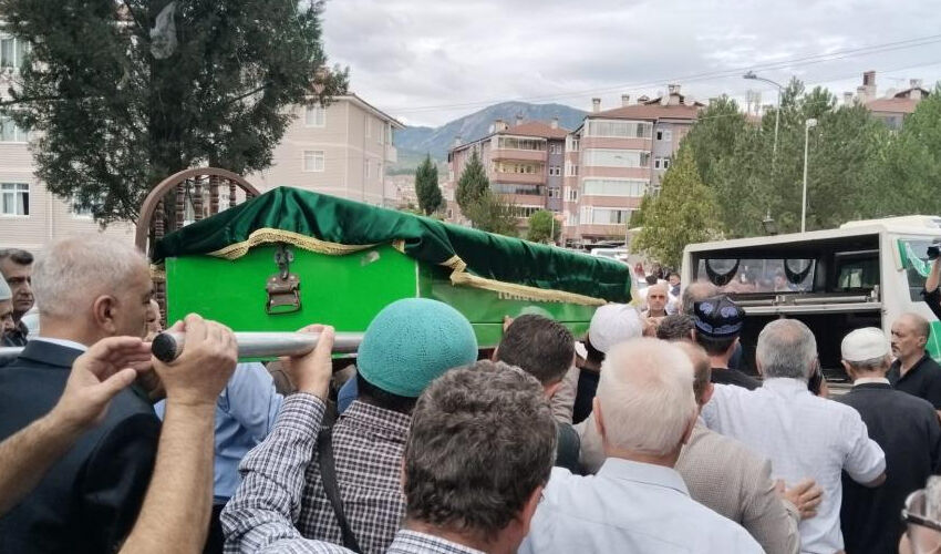 İlahiyatçı Mustafa Karataş’ın acı günü! Aldığı haberle sarsıldı İlahiyatçı Mustafa Karataş’ın acı günü! Aldığı haberle sarsıldı - 4. Resim