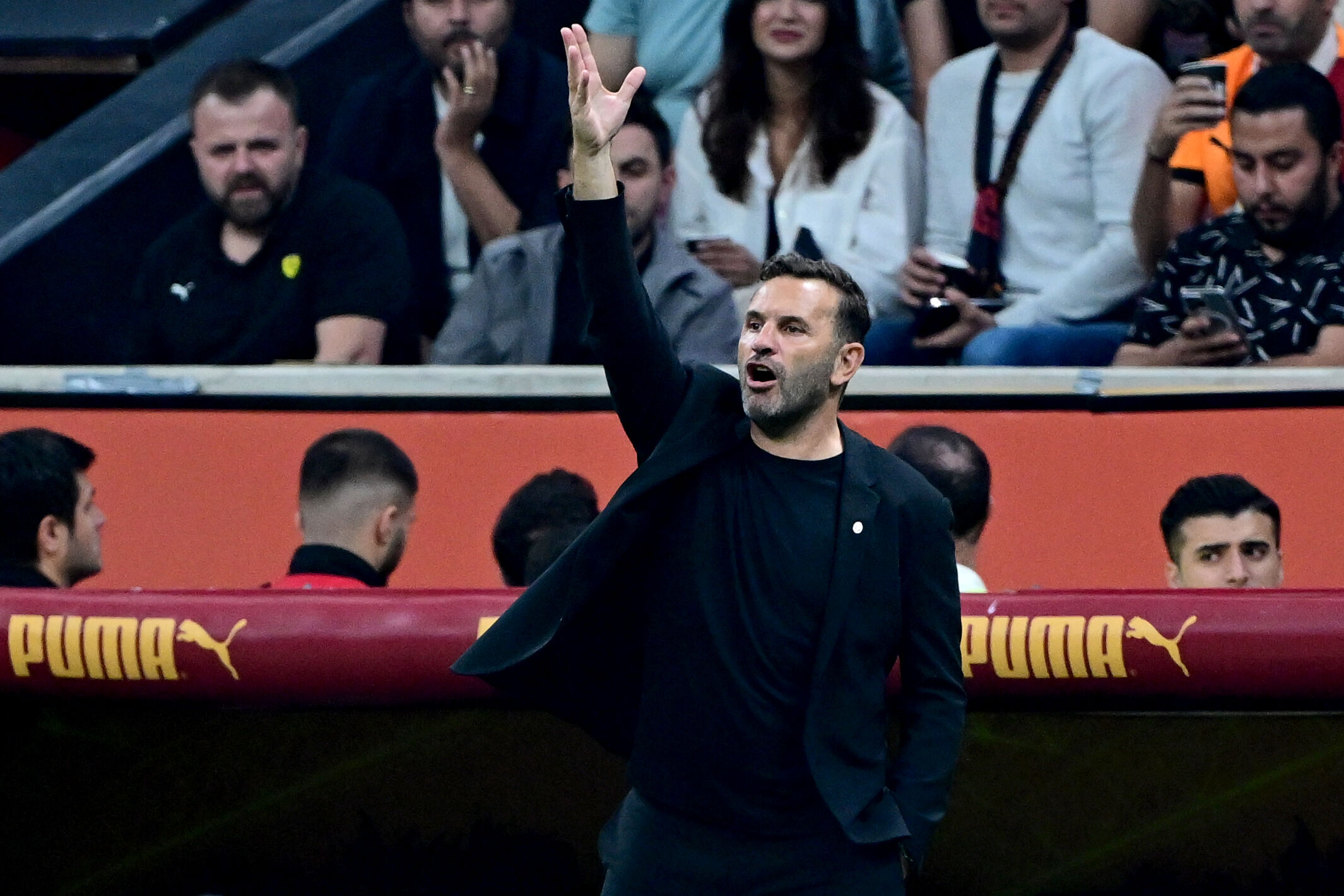 Okan Buruk'tan Mourinho ve Icardi sözleri!  Okan Buruk'tan Mourinho ve Icardi sözleri!