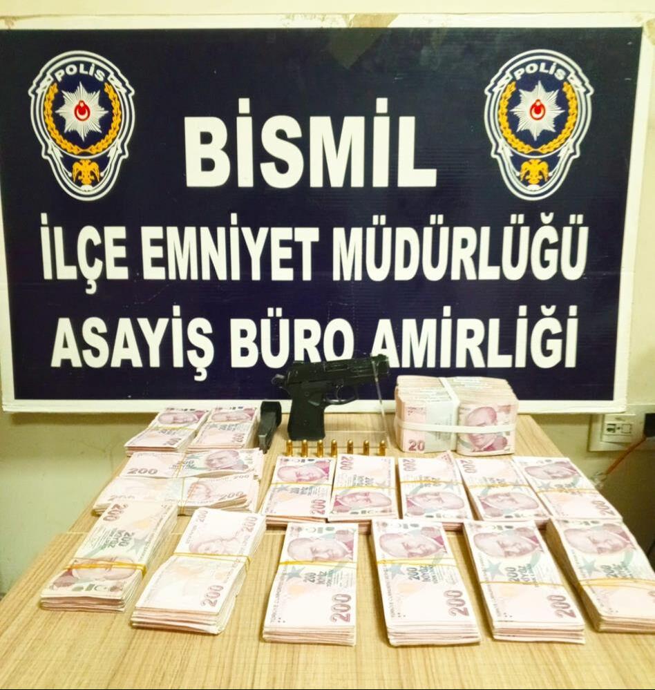 Şantajcı kadın, ev arkadaşından müstehcen görüntüleri için 10 milyon istedi Şantajcı kadın, ev arkadaşından müstehcen görüntüleri için 10 milyon istedi - 1. Resim