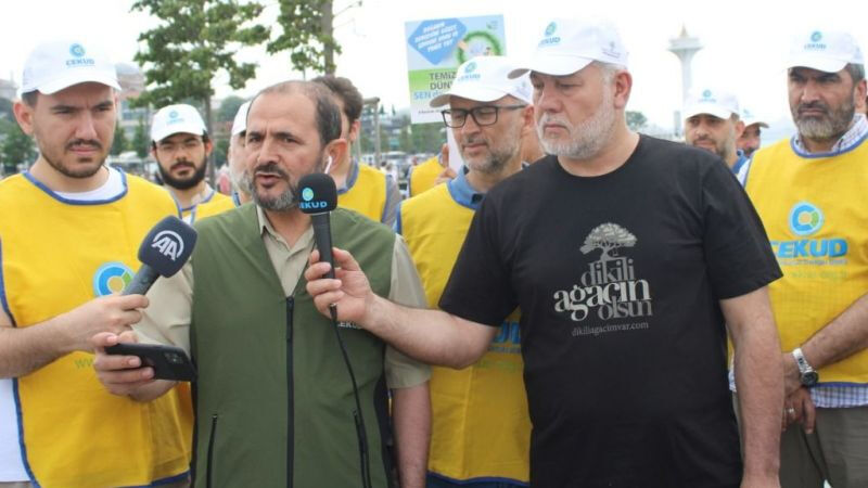 Yıldız Teknik Üniversitesi yeni rektörü Prof. Dr. Eyüp Debik ÇEKUD Yönetim Kurulu Başkanı Yıldız Teknik Üniversitesi yeni rektörü Prof. Dr. Eyüp Debik ÇEKUD Yönetim Kurulu Başkanı - 5. Resim