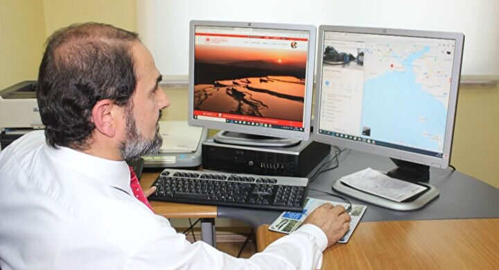 Yıldız Teknik Üniversitesi yeni rektörü Prof. Dr. Eyüp Debik ÇEKUD Yönetim Kurulu Başkanı Yıldız Teknik Üniversitesi yeni rektörü Prof. Dr. Eyüp Debik ÇEKUD Yönetim Kurulu Başkanı - 3. Resim