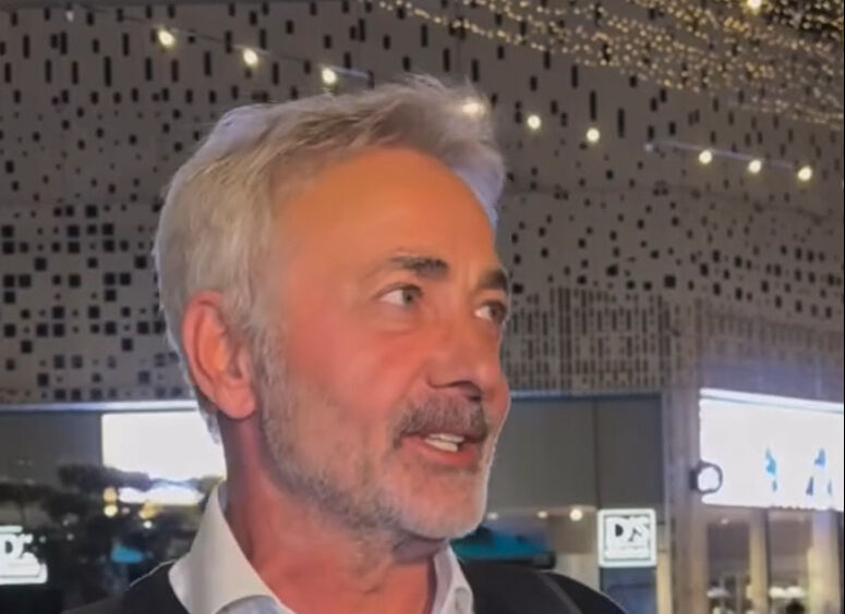 27 yıllık evliliğini bitiren Arzum Onan yeni başlangıç yaptı! İlk yorum Mehmet Aslantuğ’dan geldi 27 yıllık evliliğini bitiren Arzum Onan yeni başlangıç yaptı! İlk yorum Mehmet Aslantuğ’dan geldi - 4. Resim