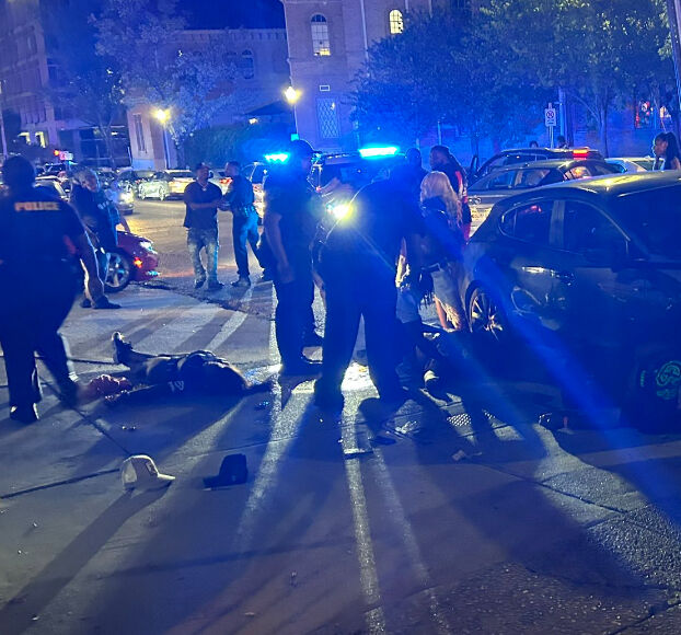 ABD'nin Alabama eyaletindeki silahlı saldırıda çok sayıda ölü ve yaralı var - 1. Resim