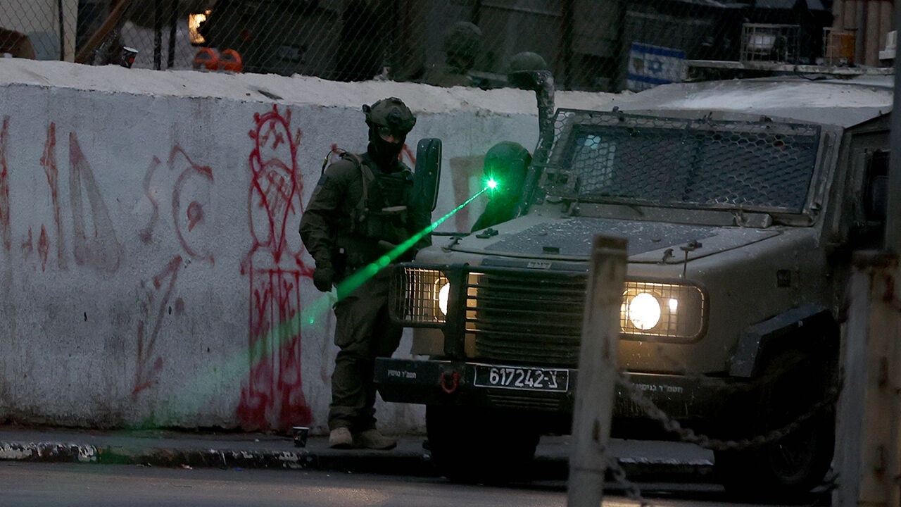 Al Jazeera'nin Batı Şeria'daki ofisi kapatıldı! İsrail baskın düzenlediği kanalın Ramallah'taki yayına son verdi - 2. Resim