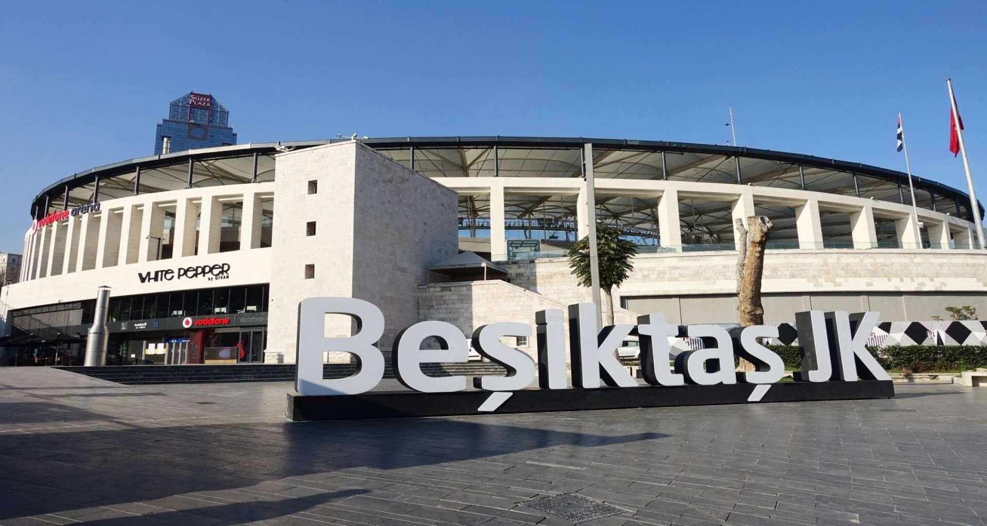 Avrupa Ligi maçları öncesi UEFA'dan skandal hata! Beşiktaş'tan resmi açıklama geldi - 1. Resim