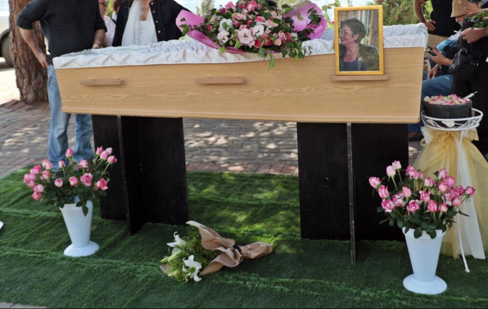 Britte Kosing kalp krizinden öldü! Türkiye'de defnedildi... - 7. Resim