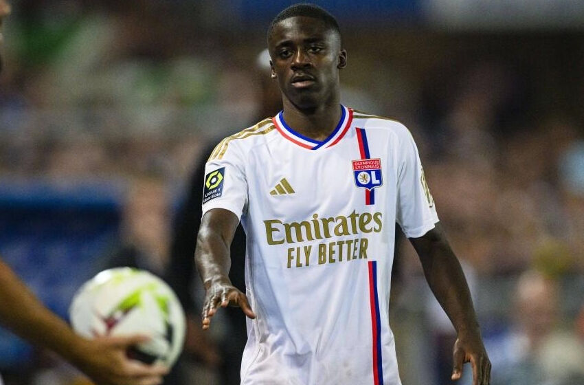 Derbi galibiyetinin ardından Galatasaray, sağ bek arayışına geçti! - 6. Resim