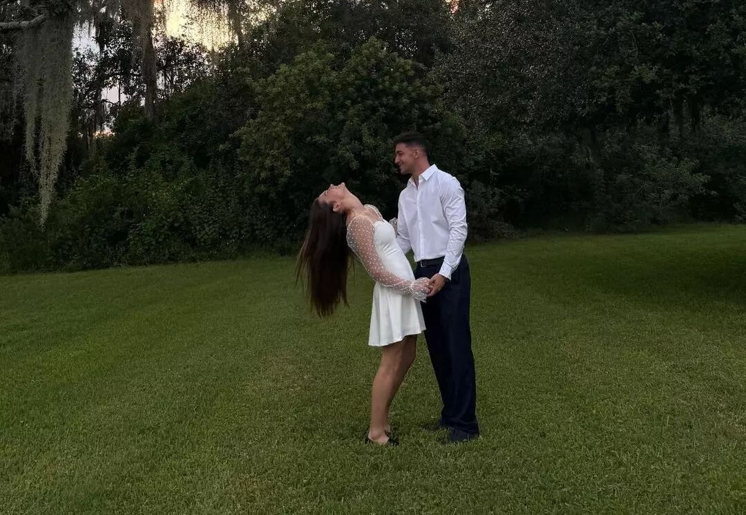 Eski Survivor şampiyonu Nisa Bölükbaşı evlendi! Nikah elbisesini kimse beğenmedi - 3. Resim