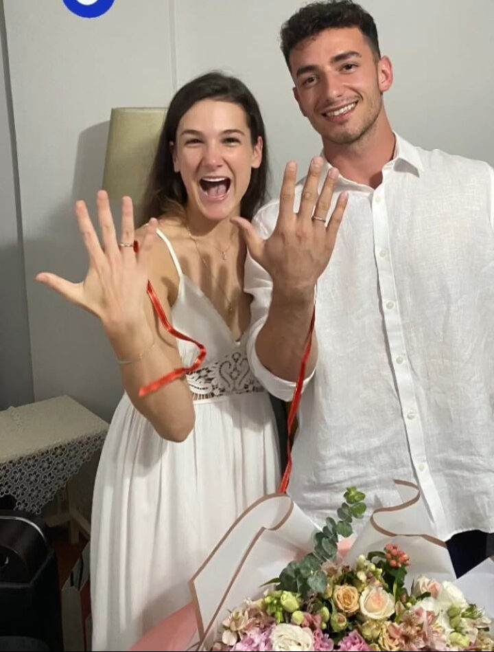 Eski Survivor şampiyonu Nisa Bölükbaşı evlendi! Nikah elbisesini kimse beğenmedi - 1. Resim