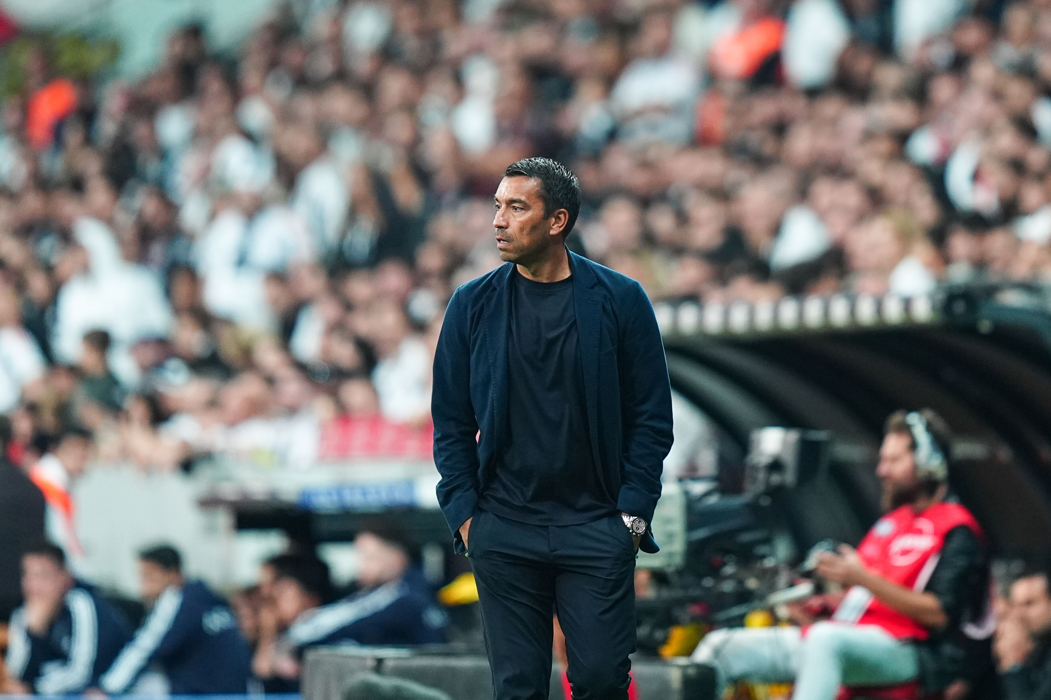 Giovanni van Bronckhorst, Beşiktaş'ın tarihine geçti! Giovanni van Bronckhorst, Beşiktaş'ın tarihine geçti! - 2. Resim