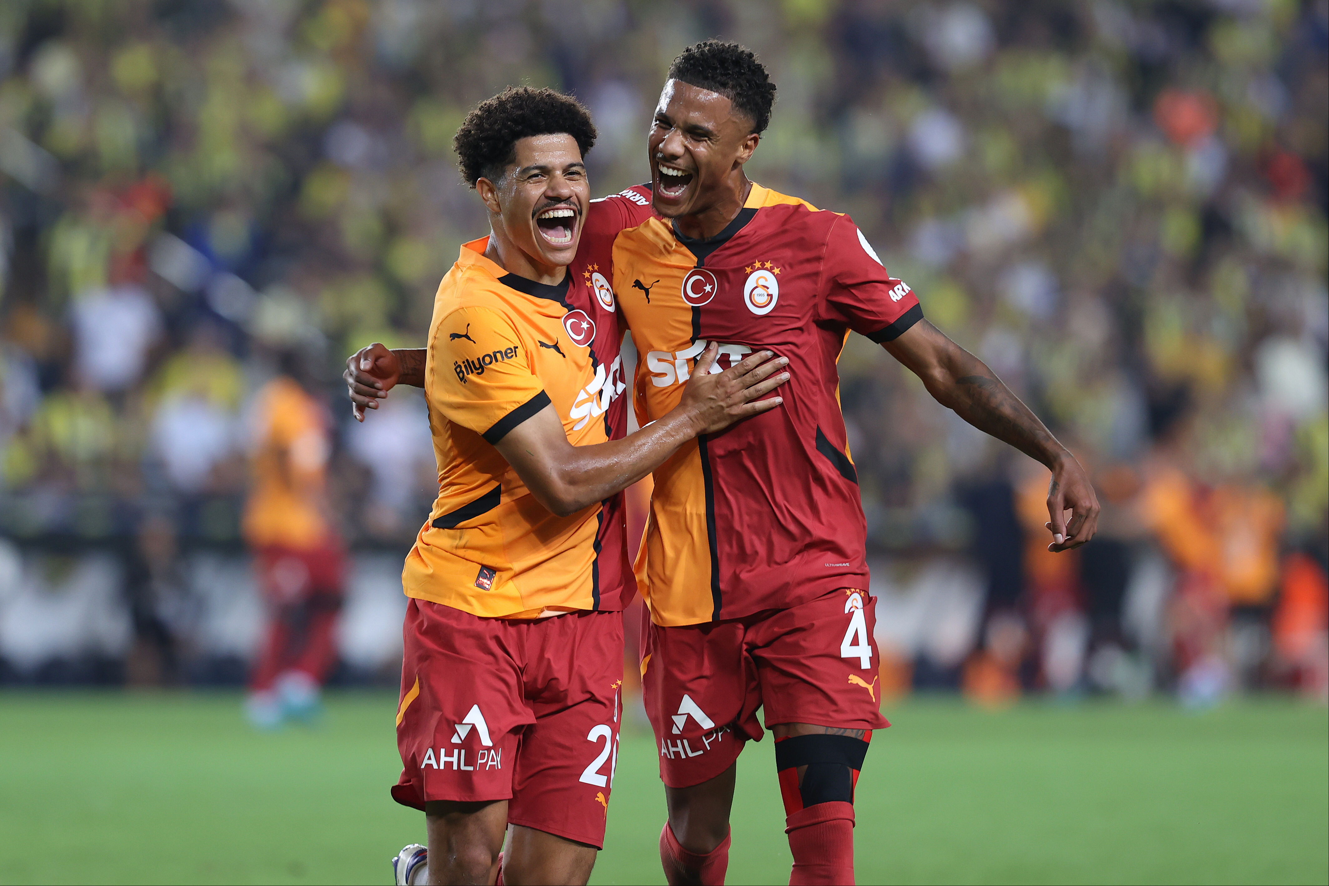 Kadık&ouml;y&rsquo;de aslan partisi... G.Saray dev derbide F.bah&ccedil;e&rsquo;yi kadar kolay devirdi - 1. Resim