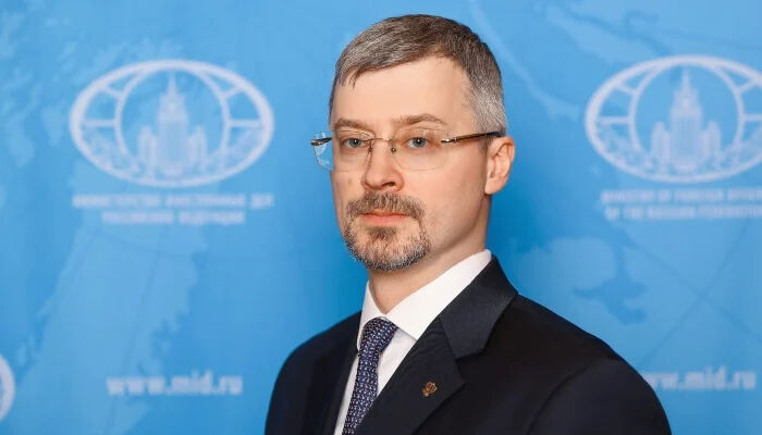 Rus büyükelçisini taşıyan konvoya bombalı saldırı! Ölü ve yaralılar var Rus büyükelçisini taşıyan konvoyda patlama! Çok sayıda yaralı var - 1. Resim