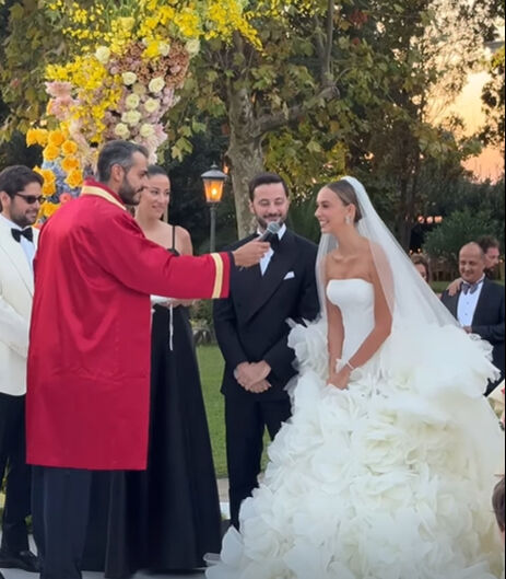 Sosyeteyi İtalya’da buluşturan düğün! Sima Tarkan ile Mark Basoglu dünya evine girdi - 3. Resim
