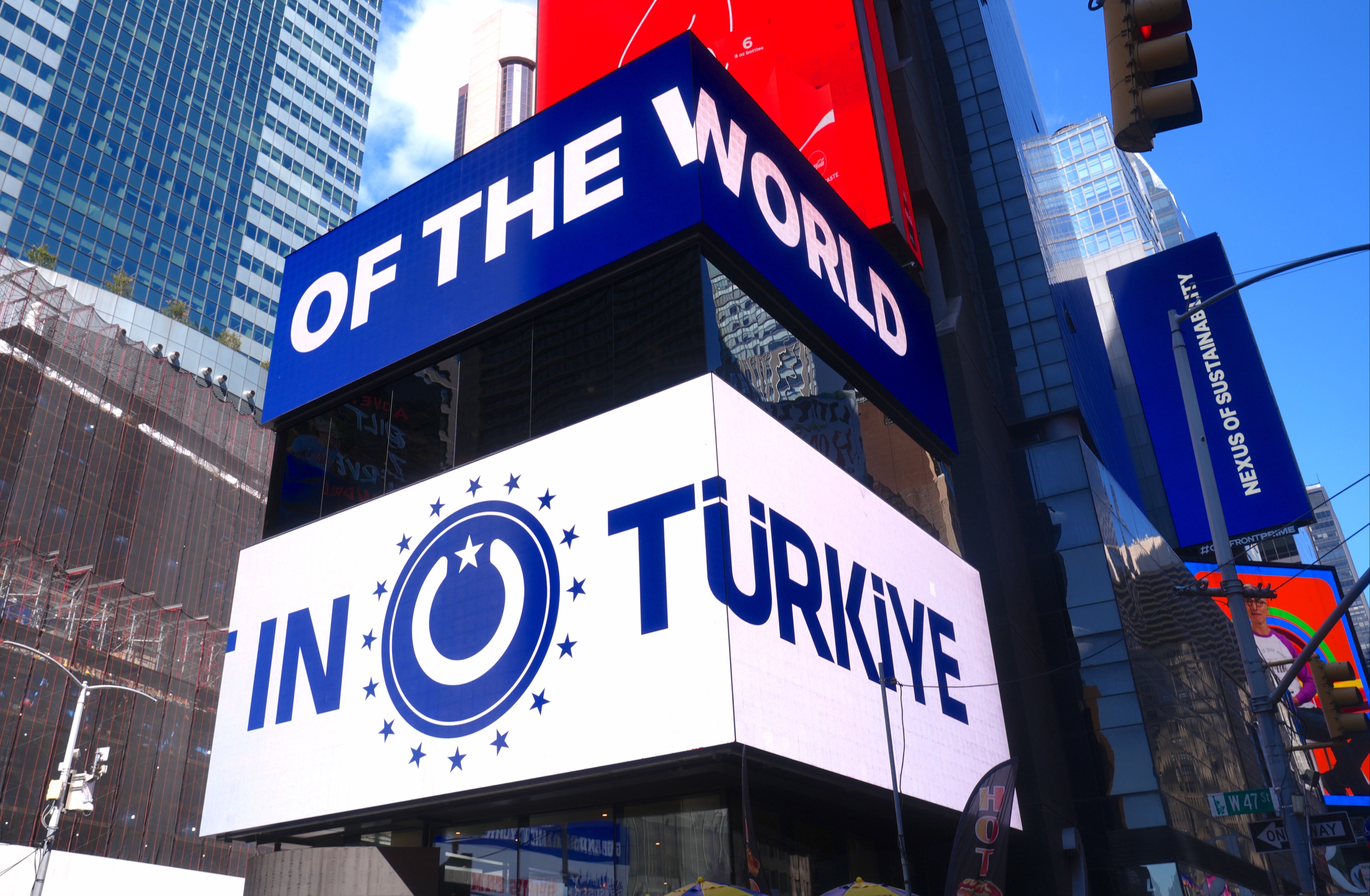 Times Meydanı'nda Türkiye mesajı: Dünyanın bağlantı noktasına yatırım yapın - 1. Resim