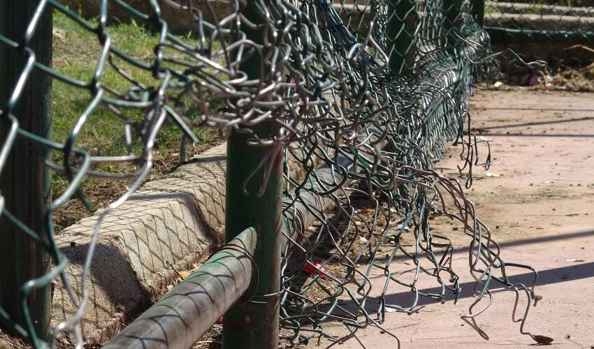 Basketbol sahasında dehşete düşüren olay! 24 dikişle hastaneden ayrıldı - 4. Resim