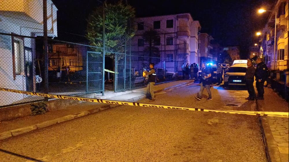 Çocuk parkında dehşet! Başından vurulmuş yaralı halde bulundu - 2. Resim