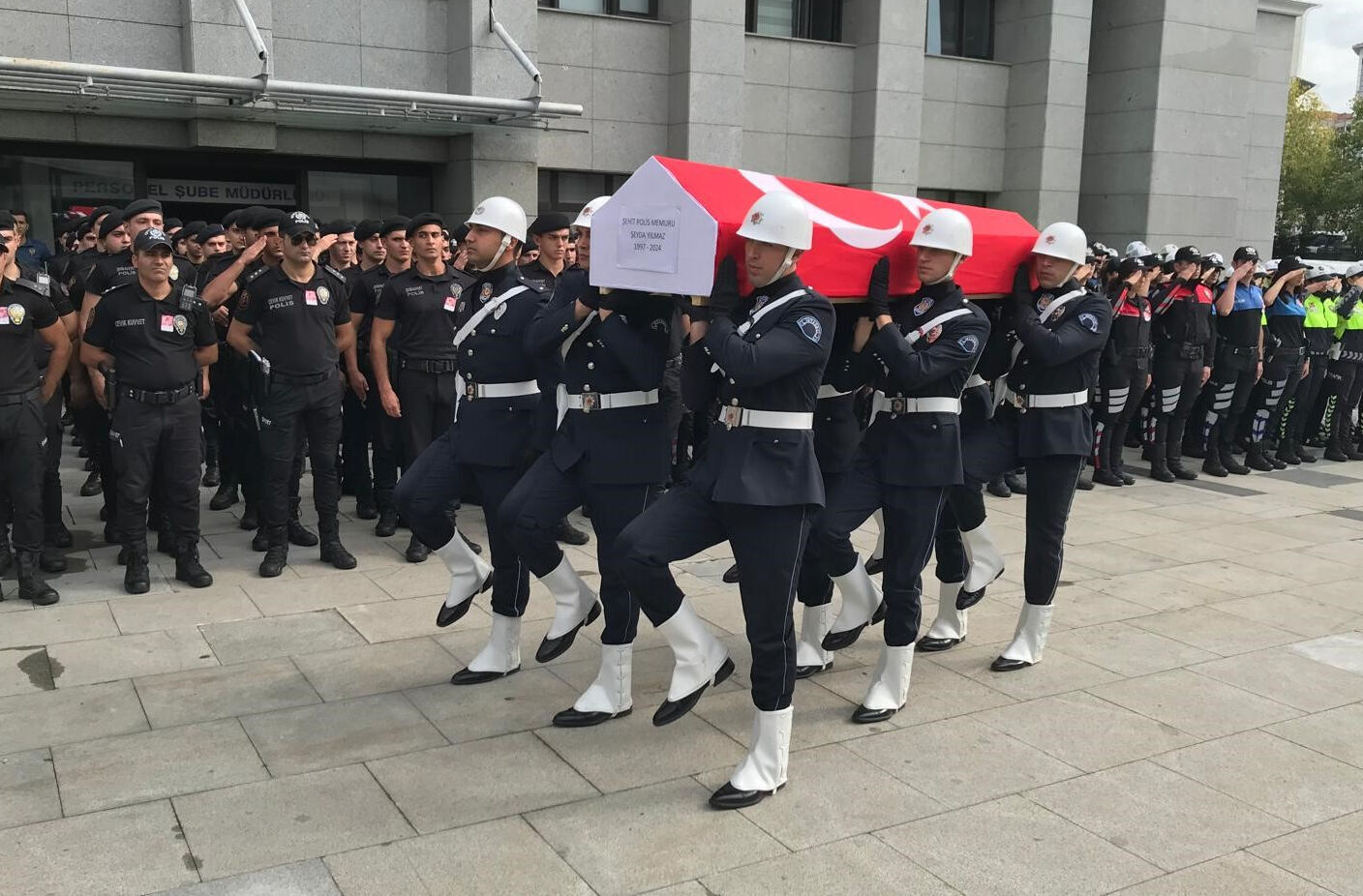 Görevi başında şehit olan Şeyda Yılmaz aslen Sivaslıdır  Görevi başında şehit olan Şeyda Yılmaz aslen Sivaslıdır  - 2. Resim