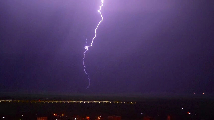 Hakkari'de ortaya çıkan görüntü şaşırttı! Gece gündüze döndü - 2. Resim