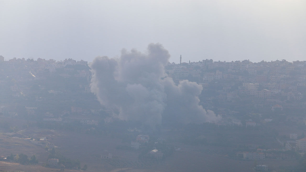 İsrail ordusu, Lübnan'ın güneyini ve doğusunu bombaladı - 2. Resim