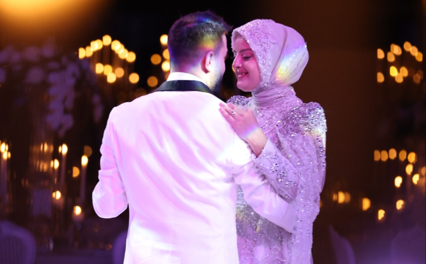 Kadir Ezildi'den ikinci nişan! Bonkör kayınvalide 'altın şov' yaptı Kadir Ezildi'den ikinci nişan! Bonkör kayınvalide 'altın şov' yaptı - 5. Resim