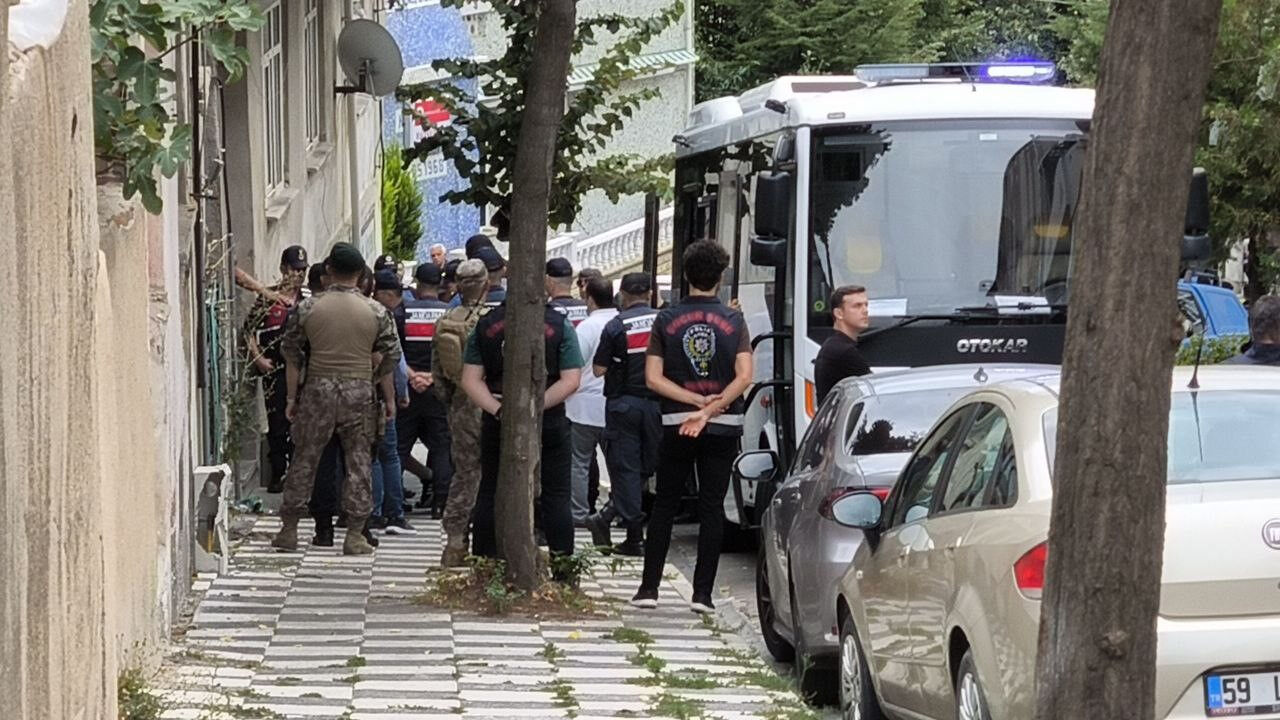 Sıla bebeğin teyzesinden yürek yakan açıklama: Kafasını yere vurdular... - 4. Resim