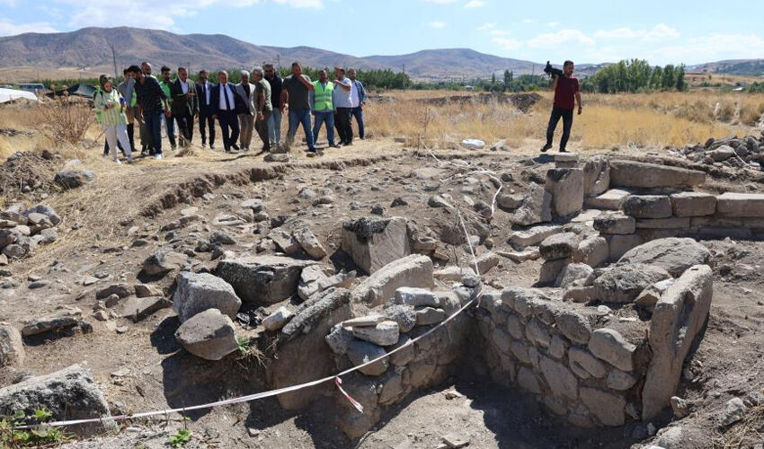 120 bin TL’ye aldığı arsayla hayatı değişti... Fidan dikerken fark etti, Türkiye’de bir ilk! - 7. Resim