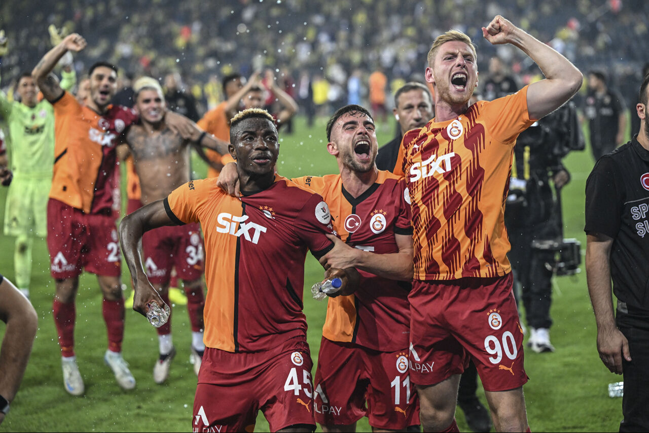 Aziz Yıldırım'dan sosyal medyada çıkan iddialara cevap! Geri mi dönüyor? - 2. Resim