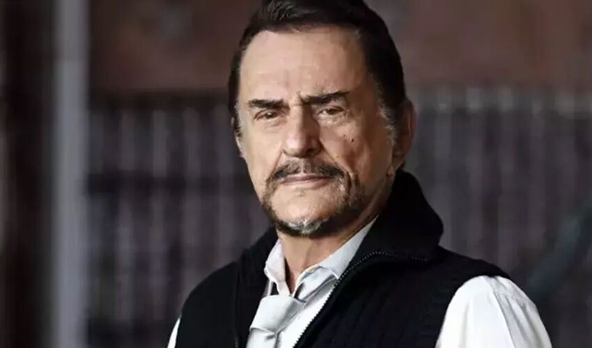 Türk pop müziğinin yaşayan efsanesi Alpay’ın son hali ortaya çıktı - 1. Resim