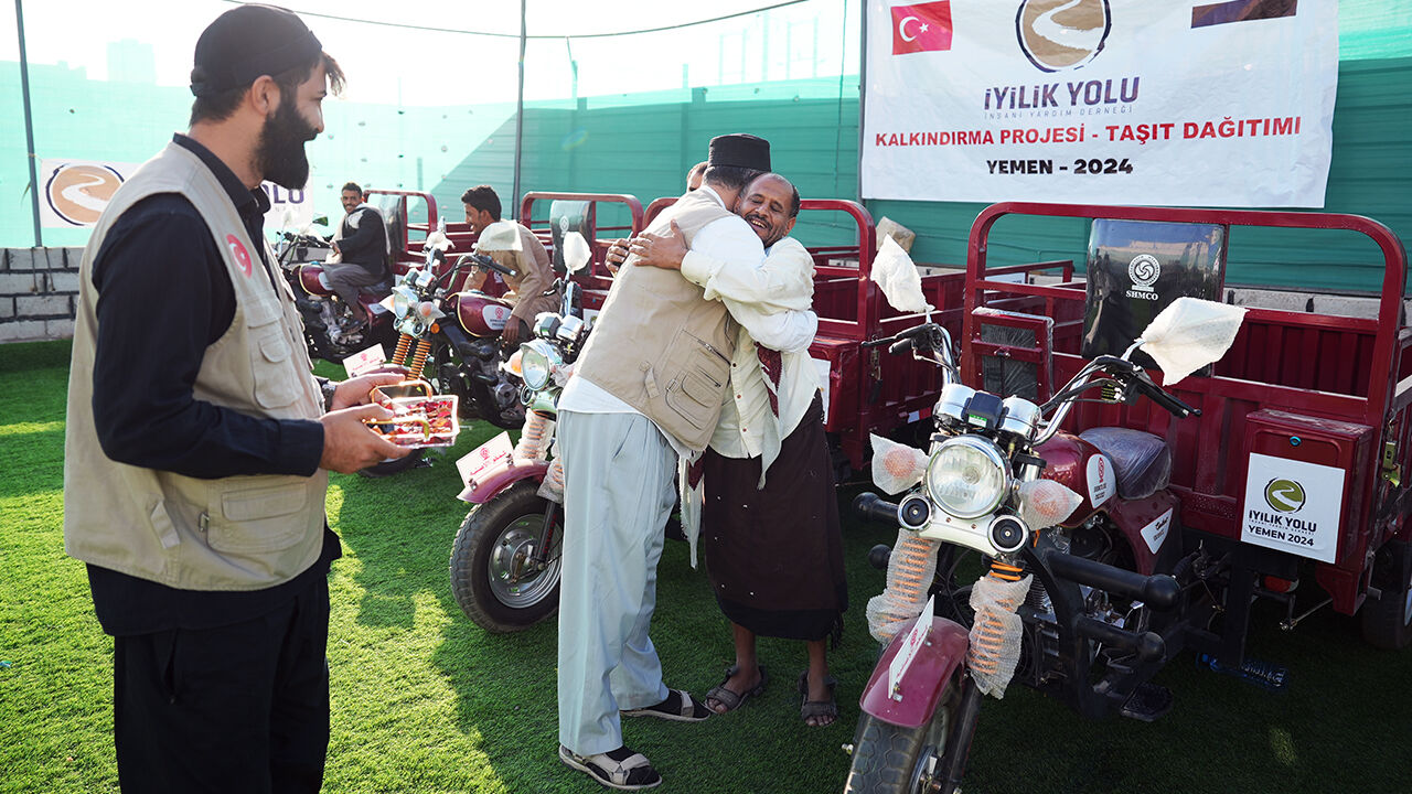 Türkiye’den Yemenli mağdurlara dev yardım - 1. Resim