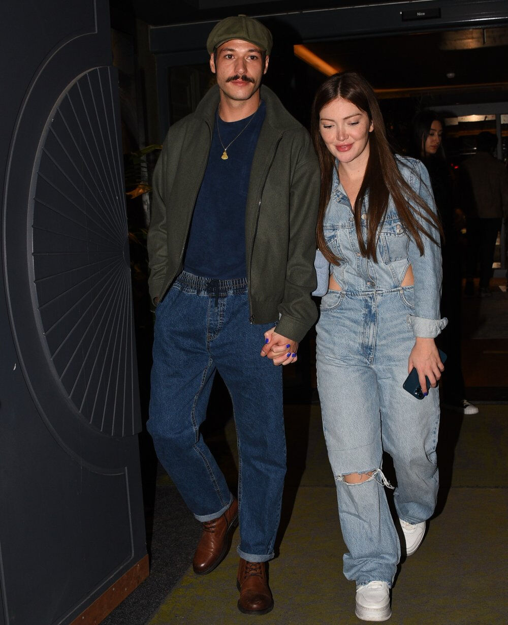 İnci Taneleri'nde Cihan karakterini oynayan Kubilay Aka’nın sevgilisi Hafsanur Sancaktutan’dır   İnci Taneleri'nde Cihan karakterini oynayan Kubilay Aka’nın sevgilisi Hafsanur Sancaktutan’dır  - 3. Resim