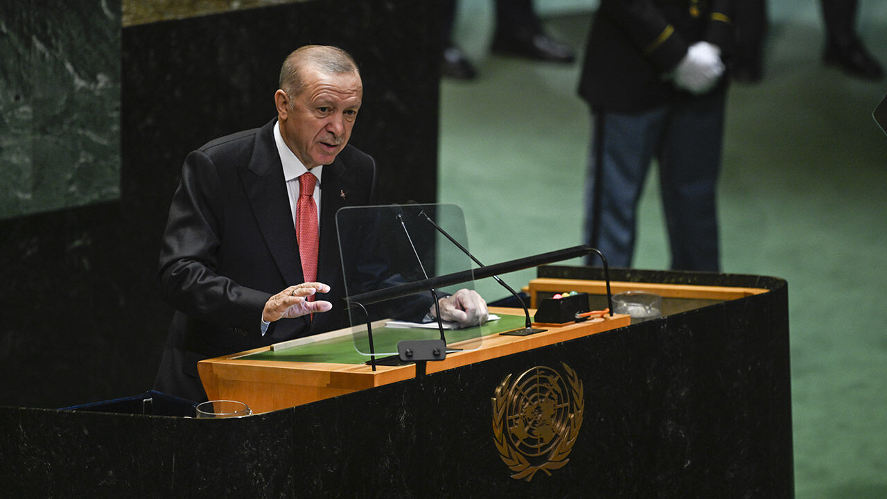 Cumhurbaşkanı Erdoğan'ın tarihi konuşması dünya basınında! Hepsi aynı noktanın altını çizdi Cumhurbaşkanı Erdoğan'ın tarihi konuşması dünya basınında! Hepsi aynı noktanın altını çizdi - 1. Resim