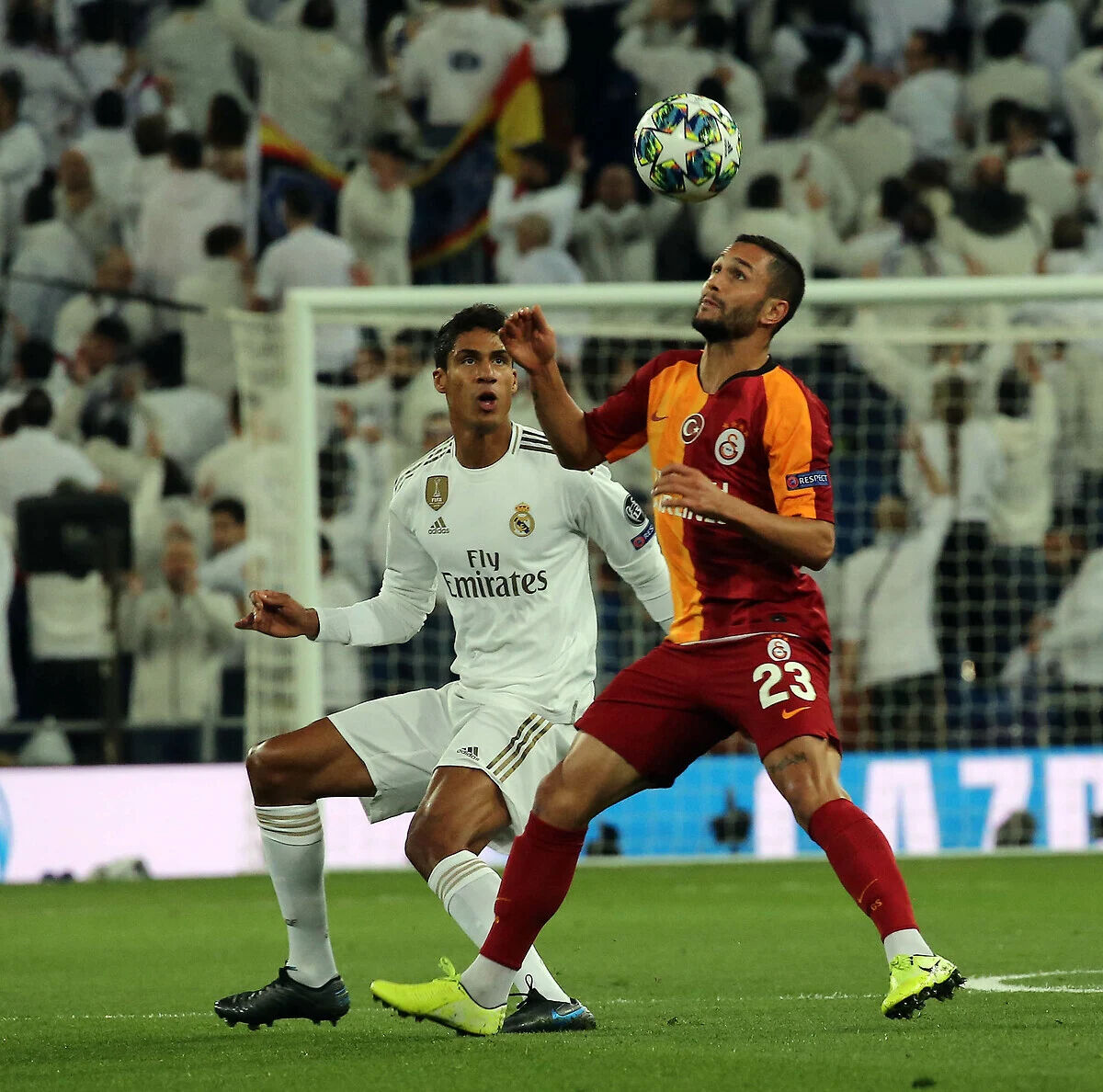 Fransız stoper Raphael Varane sakatlık ve ağrıları nedeniyle futbolu bıraktı  - 1. Resim