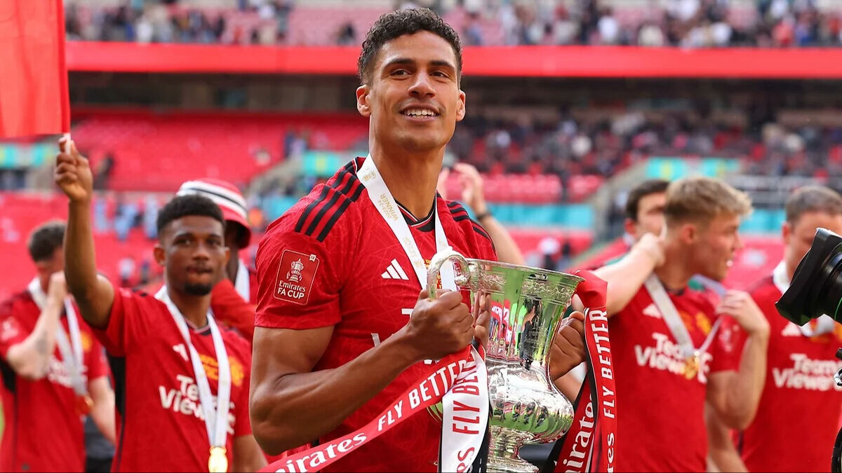 Fransız stoper Raphael Varane sakatlık ve ağrıları nedeniyle futbolu bıraktı  - 2. Resim