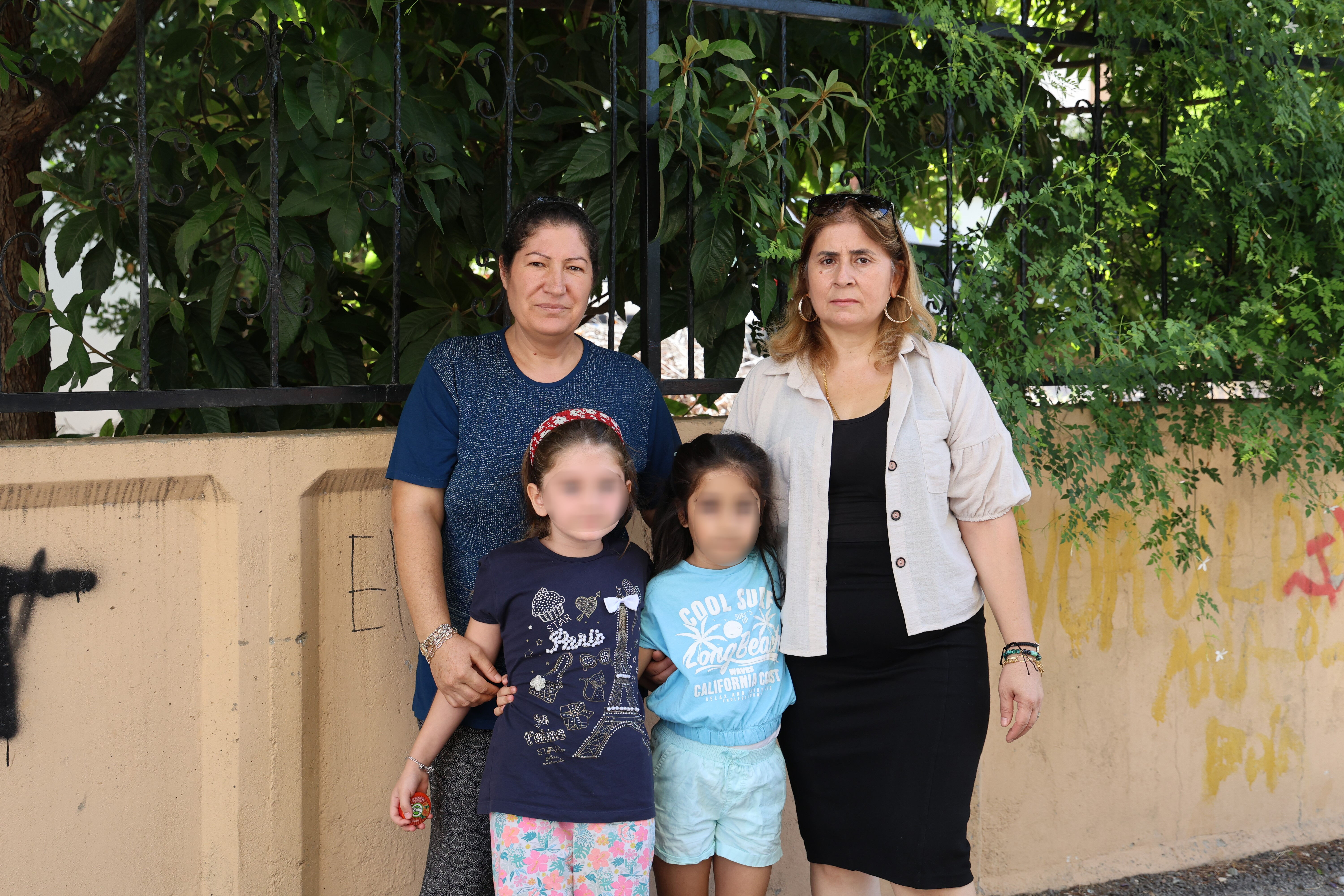 'Gelin gidelim' deyip fotoğraflarını çekmek istedi! Çocuklara para verip 'çok tatlısınız' diyen şahıs aileleri korkuttu - 2. Resim