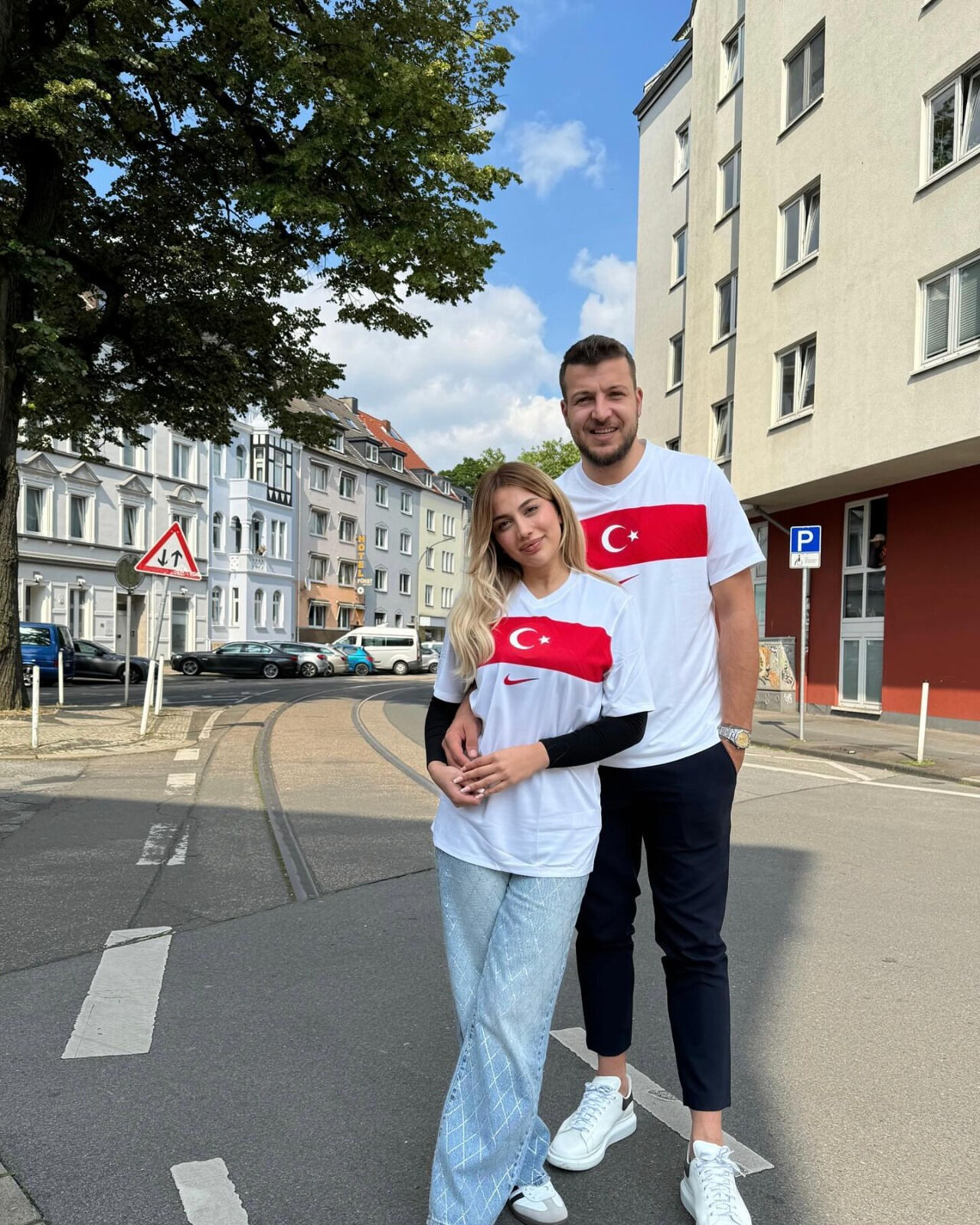 Gözaltı kararı verilmişti! Batuhan Karadeniz'in fenomen sevgilisi İrem Çağlar'la paylaşımları pes dedirtti Gözaltı kararı verilmişti! Batuhan Karadeniz'in fenomen sevgilisi İrem Çağlar'la paylaşımları pes dedirtti - 4. Resim