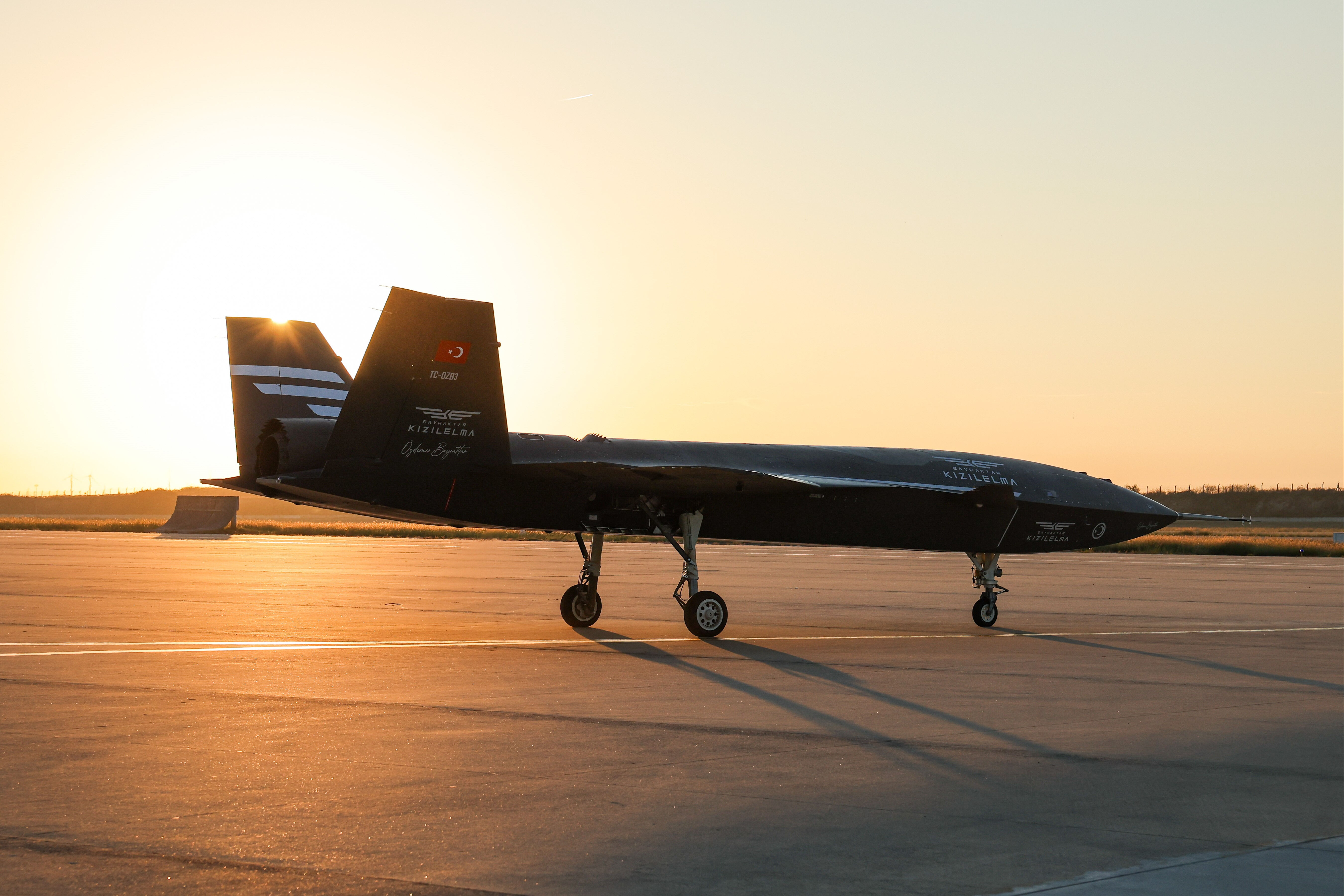 Havacılık tarihinde bir ilk! Bayraktar KIZILELMA göklerde - 5. Resim