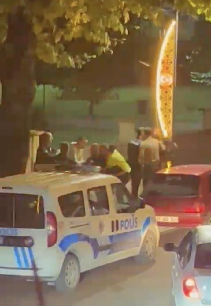 Kastamonu'da polis ekiplerine silah çekip tehdit ettiler! 2 polis yaralandı - 2. Resim