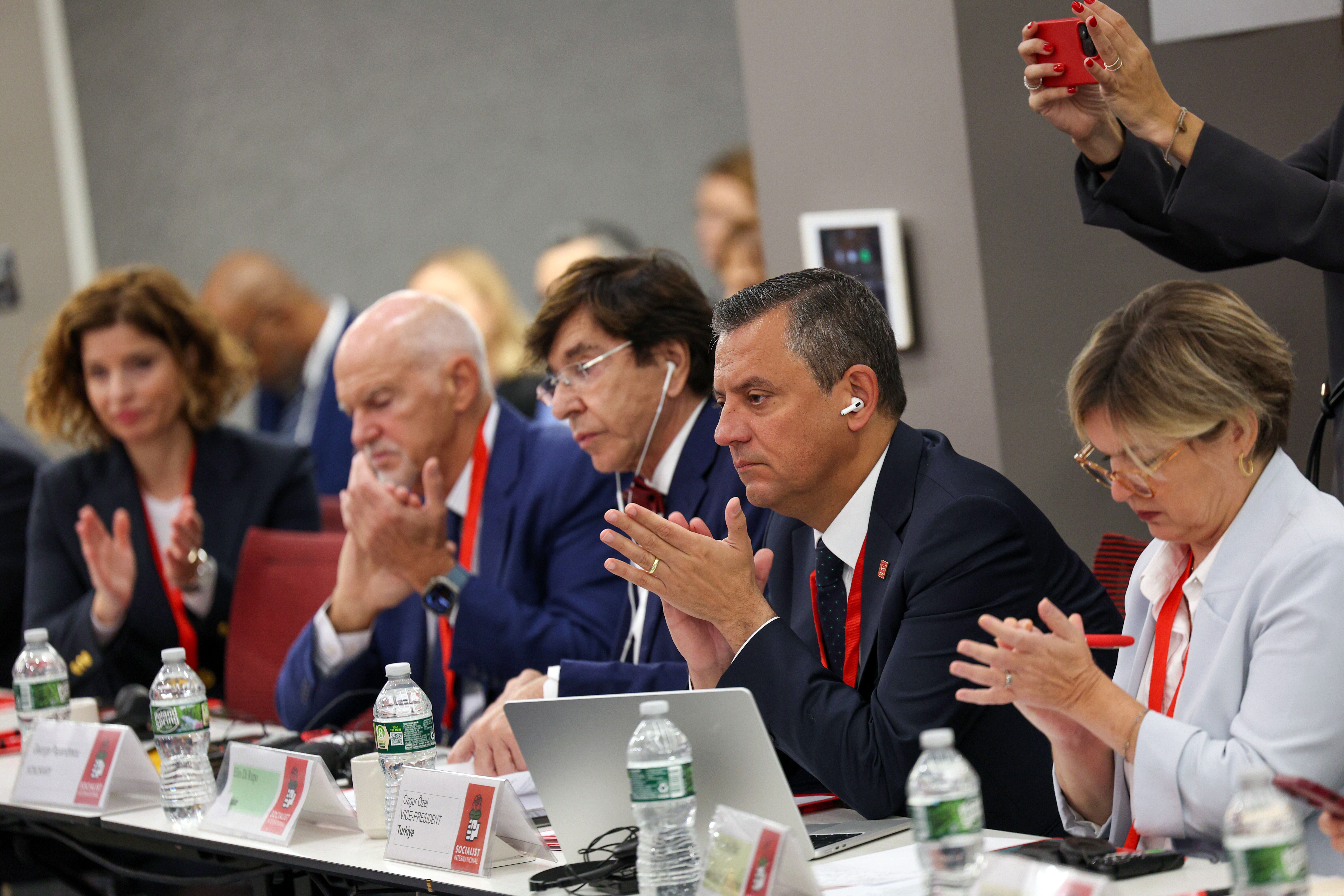 Özgür Özel ABD'de tarih verdi! Filistin lideri Abbas'la görüşecek - 3. Resim