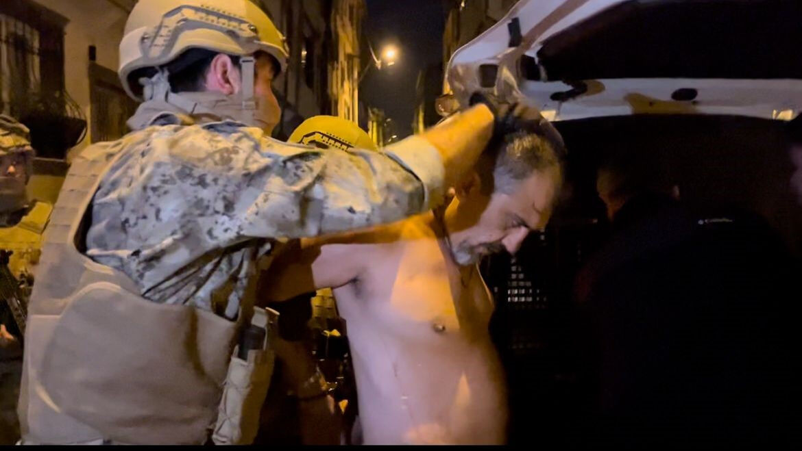 Suç makinesi boksöre 'özel harekat' baskını Suç makinesi boksöre 'özel harekat' baskını - 3. Resim