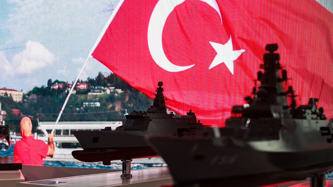 Türkiye silah sistemleriyle boy gösterdi! Filipinler'de dikkat çeken Asya Savunma ve Güvenlik Fuarı - 2. Resim