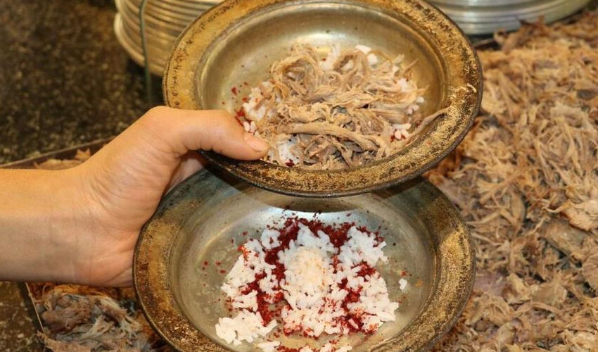 12 saat boyunca ağır ağır pişiriliyor! Sabah 5’te kapısında kuyruk oluyor, hastayı diriltiyor - 2. Resim