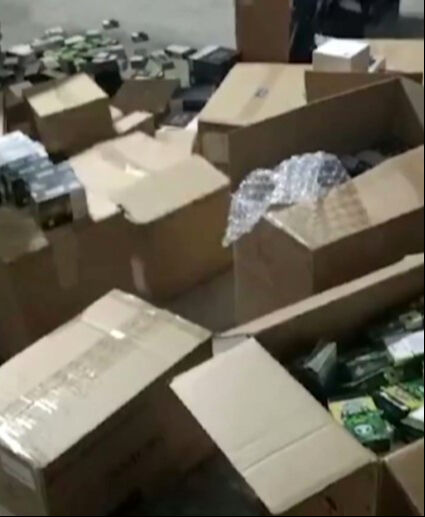 Adı 'kaçakçılık' iddialarına karışmıştı: Ediz Ün'ün direksiyon başında görüntüsü çıktı - 4. Resim