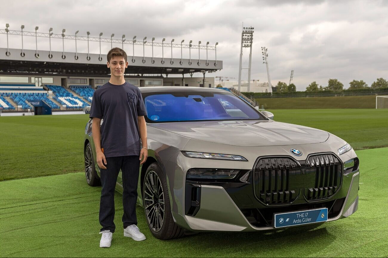 Arda Güler’in yeni oyuncağı! Herkes fotoğrafı konuşuyor, Ancelotti’yi bile solladı - 11. Resim