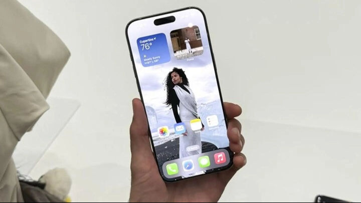 En kolay tamir edilen telefon ortaya çıktı! Görenler şaşkınlığını gizleyemedi En kolay tamir edilen telefon ortaya çıktı! Görenler şaşkınlığını gizleyemedi - 4. Resim