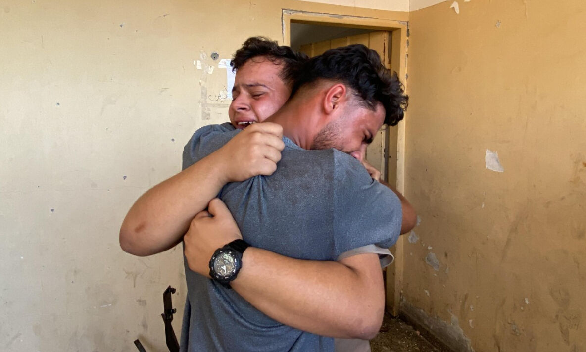 İsrail Gazze'de okul bombaladı! Çok sayıda ölü ve yaralı var - 1. Resim