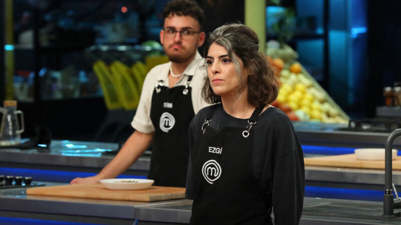 MasterChef'te ikinci dokunulmazlık oyununun kazananı kırmızı takım oldu  MasterChef'te ikinci dokunulmazlık oyununun kazananı kırmızı takım oldu  - 2. Resim