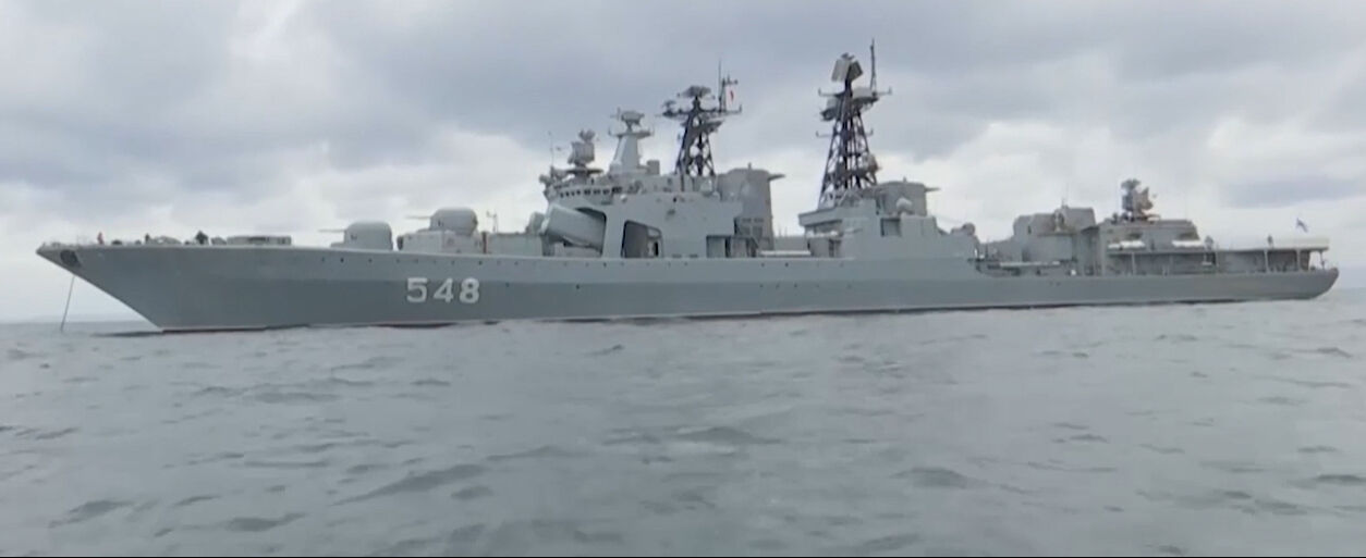 Rusya ve Çin donanmasından ABD'ye güç gösterisi - 1. Resim