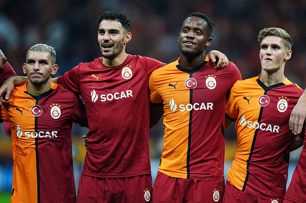 Yunan basını Galatasaray maçını konuşuyor! 'Aslanlar'ın pençesine yenik düştü Yunan basını Galatasaray maçını konuşuyor! "Aslanlar"ın pençesine yenik düştü." - 13. Resim