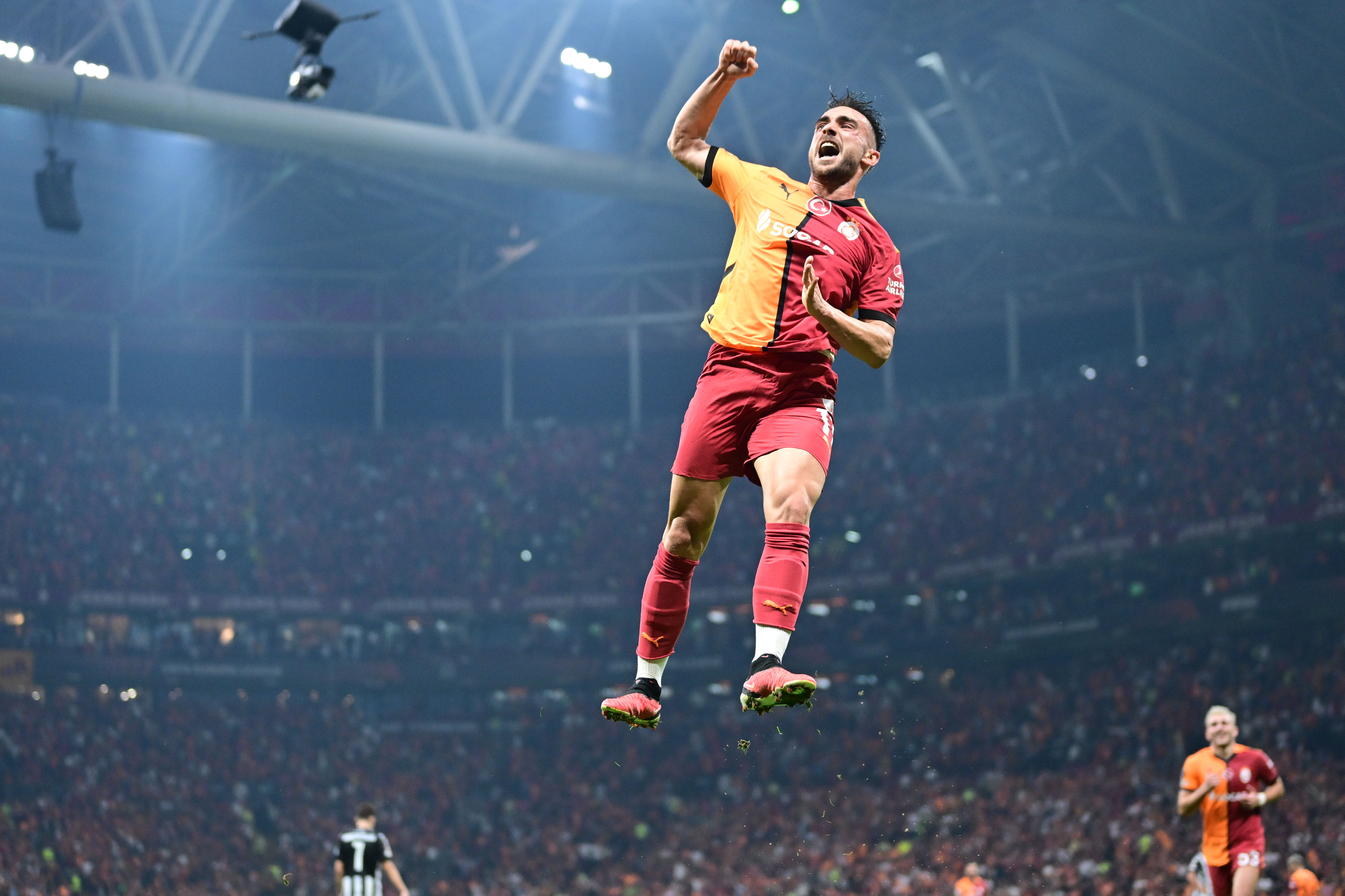 Yunus Akgün, Avrupa kupalarında ilk golünü attı - 2. Resim